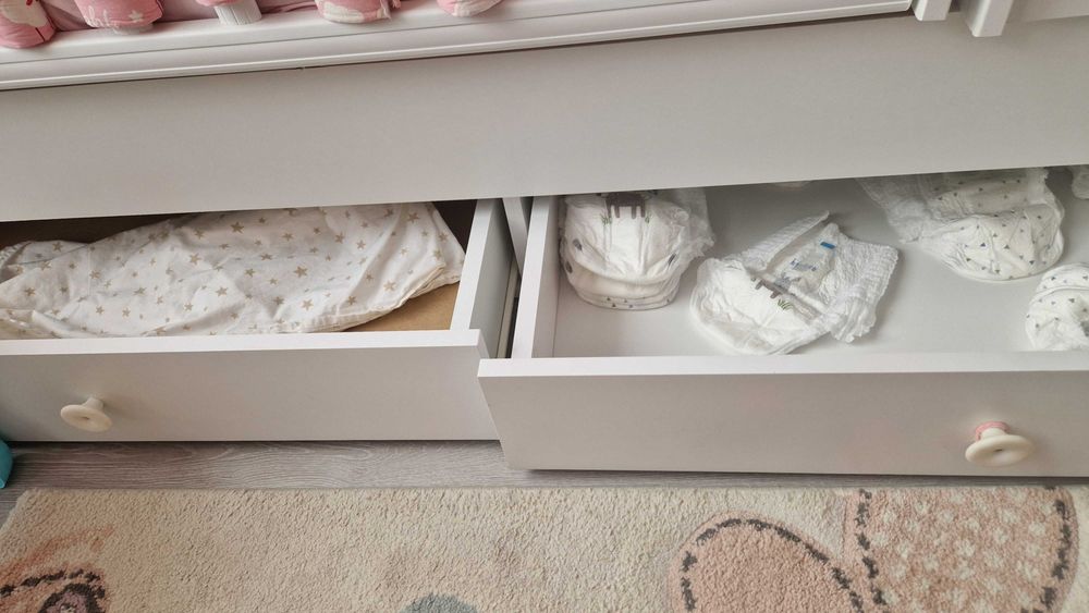 Бебешко легло с матрак и люлеещ механизъм