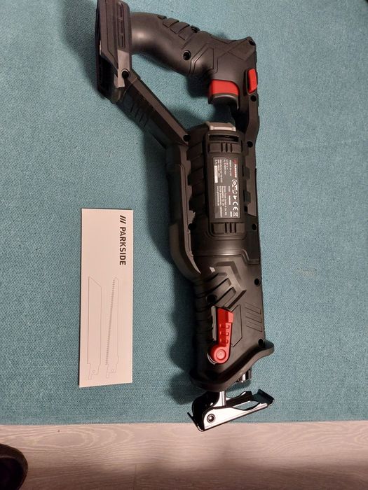 Fierastrau sabie parkside performance 20v acumulator 4 ah smart