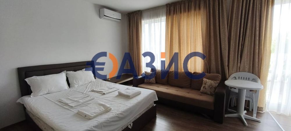 Продава се Едностаен апартамент в к.к. Слънчев бряг - 48 кв.м за 1290 €/кв.м - Снимка #1