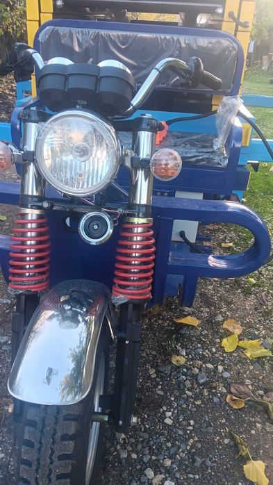 хидравлична платформа,вишка продавам, под наем