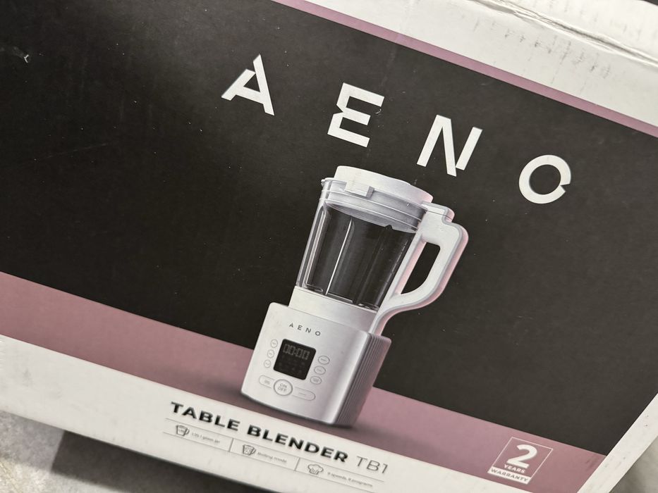 Блендер Aeno 9степени 800W, бял