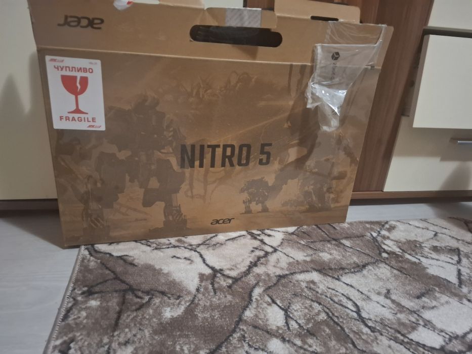 Геймърски лаптоп Acer Nitro 5