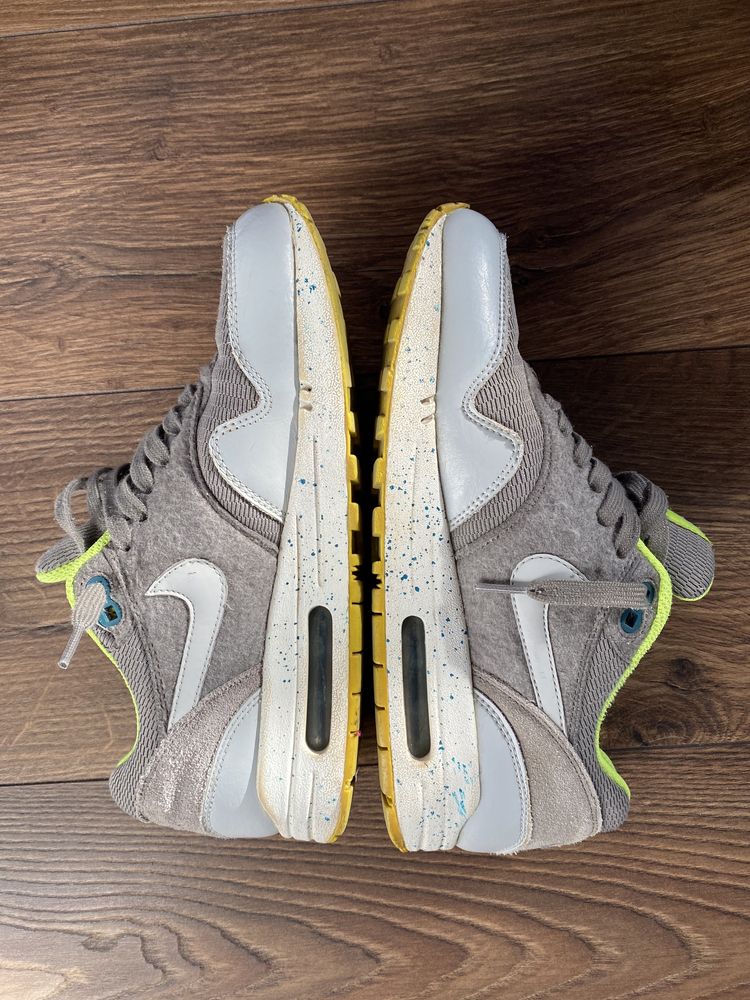 NIKE AIR MAX 1 – Volt & Canyon Grey & Dusty Grey