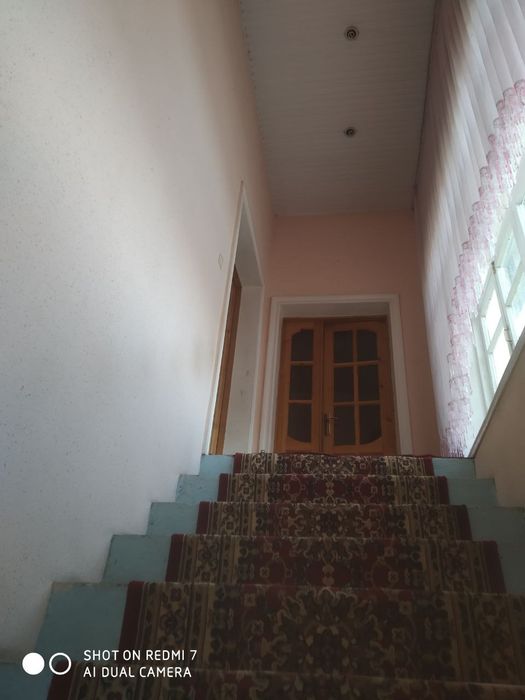 Hovli sotiladi  4 sotib