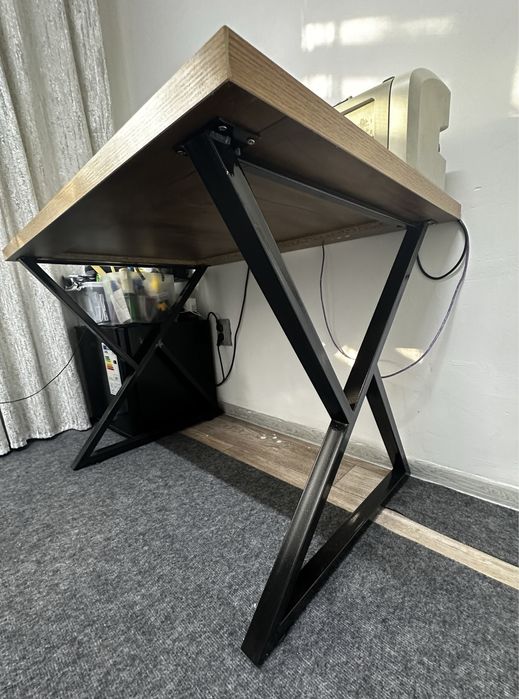 Стол компьютерный