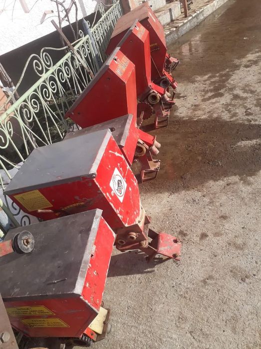 Cuti fertilizare pentru prasitori. semănători