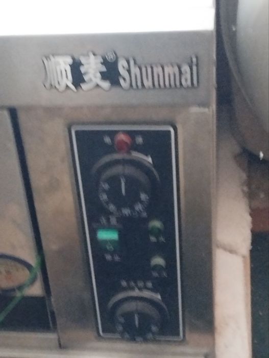 Gaz plita sotiladi Yangi ishlatilmagan