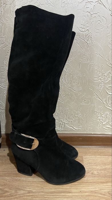 Зимний ұзын қонышты етіктер сатылады, жағдайлары жақсы күтіп киілген