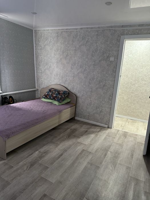 В частном доме сдается комната проживание с хозяйкой