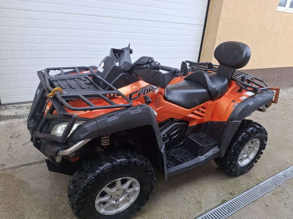 Cf Moto 820 Le Servo direcție, suspensie reglabilă