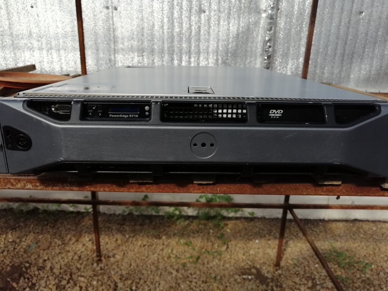 Сервер Dell r710