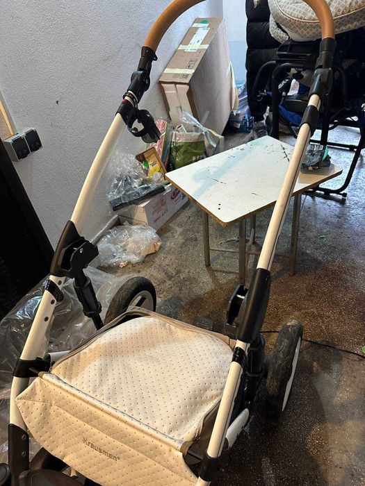 Cărucior Krausman 3 în 1, stare foarte bună – 500 RON