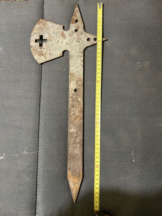 Topoare de aruncat la tinta!