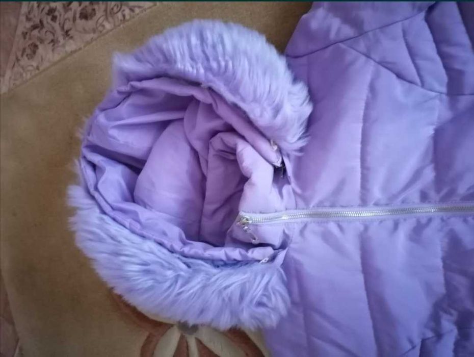 Куртка и шапка тёплые