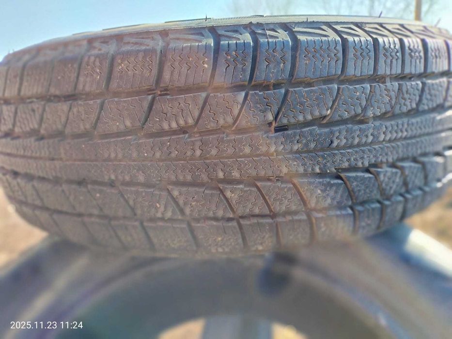 Шины зимние Triangle R13