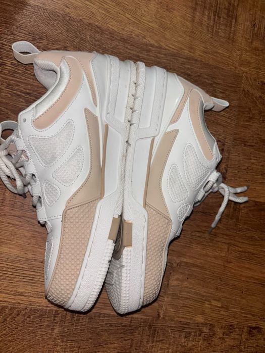 Adidasi LV albi noi nouti