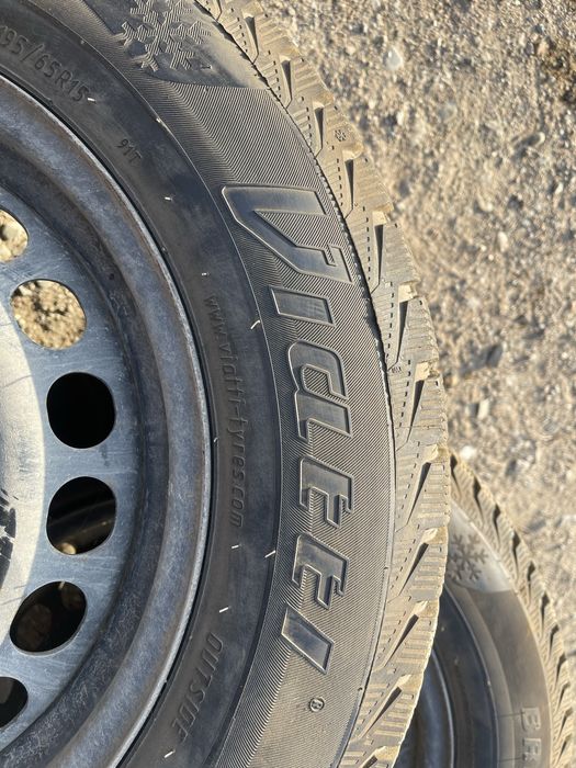 Зимие шины б/у как новая