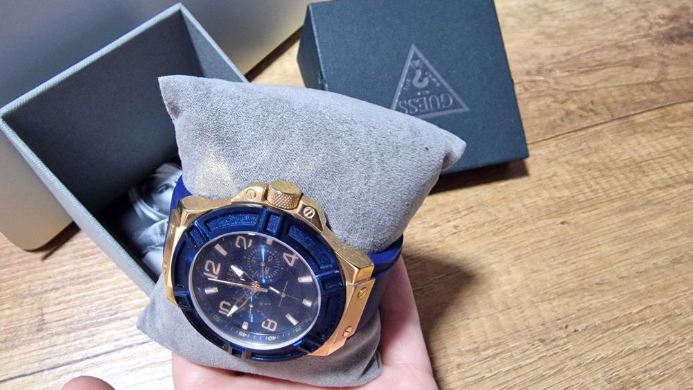 Мъжки часовник Guess W0247G3 Rigor