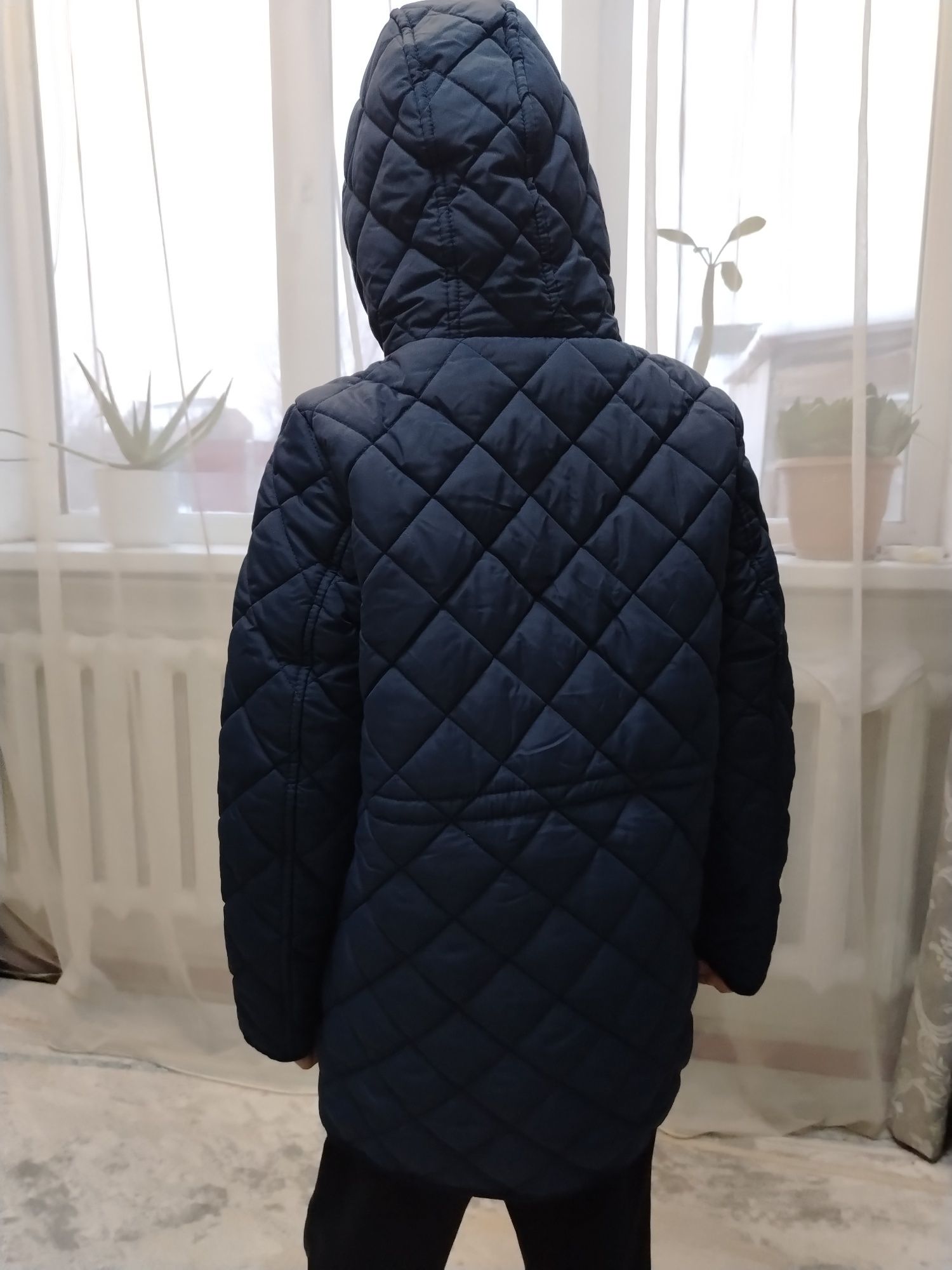 Продается куртка для девочки