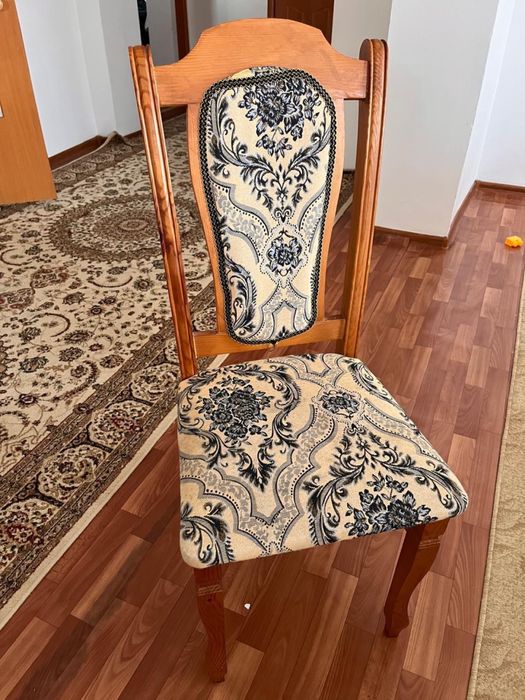 Стулья для гостиной