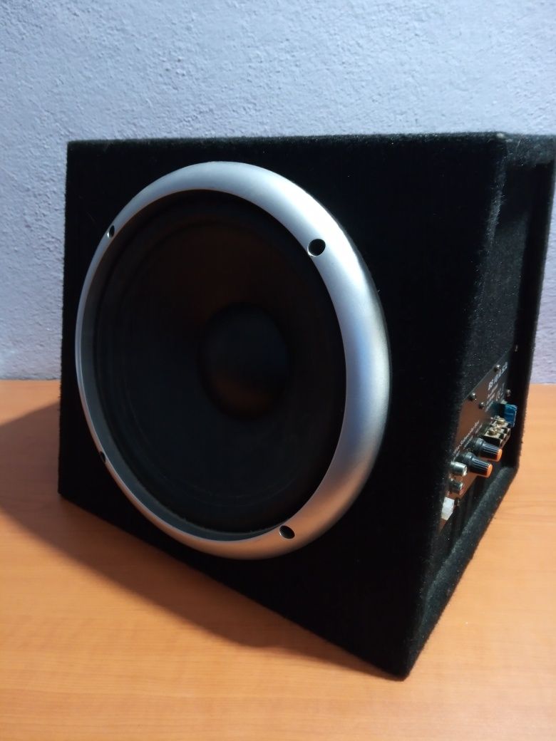 Subwoofer auto activ