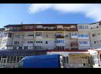 Vând apartament cu două camere Slanic Moldova