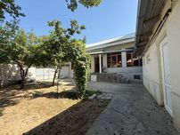 Uchastka hovli arenda Olmazor