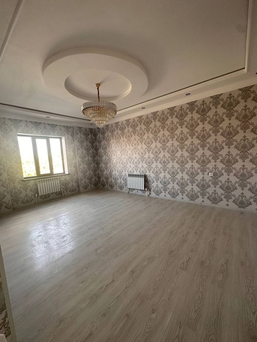 Yunusobod Hasanboy 2.3 sotik 8 xona katedj sotiladi