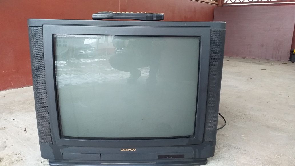 Televizor  color Daewoo 54cm