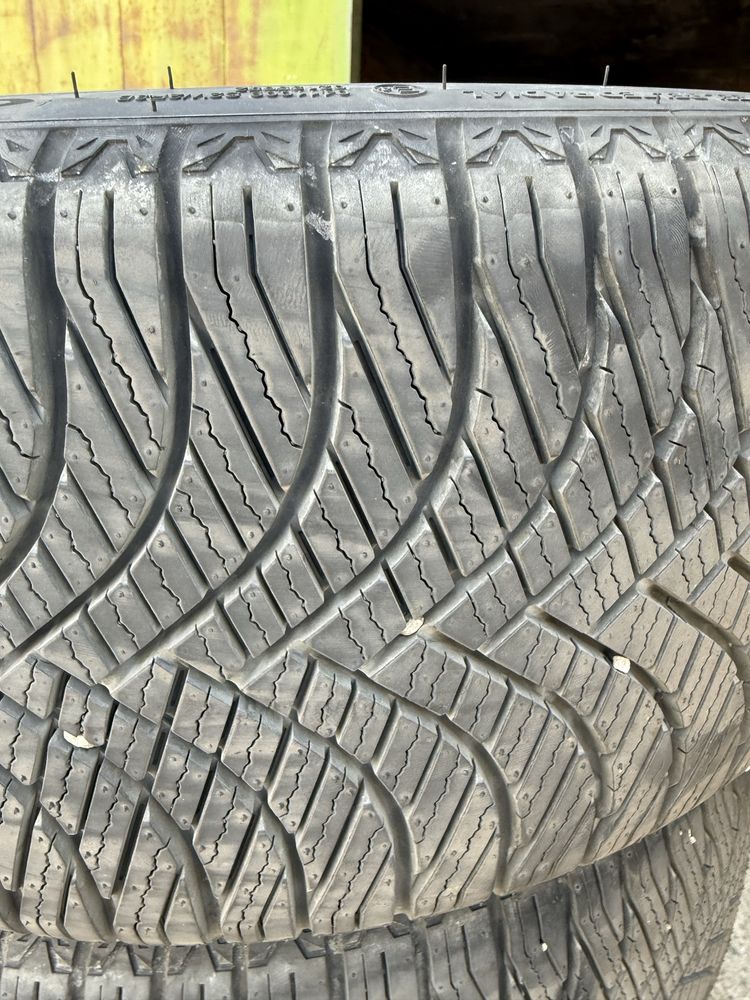 Всезонни Гуми Goodride 225/35/19