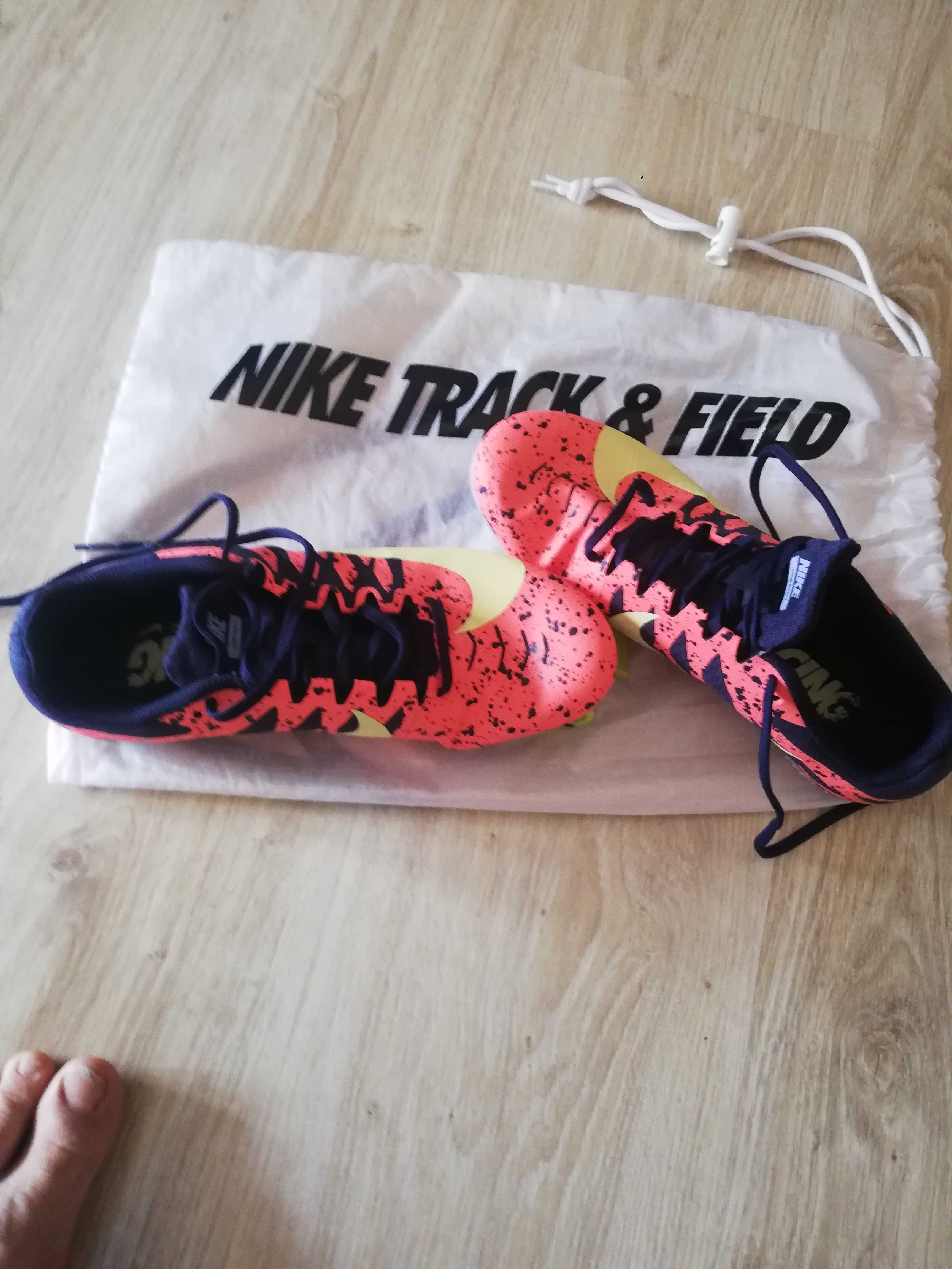 Шпайкове Nike 40