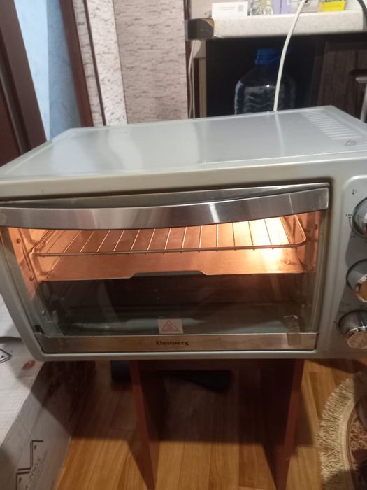 Духовка б/у в хорошем состояние