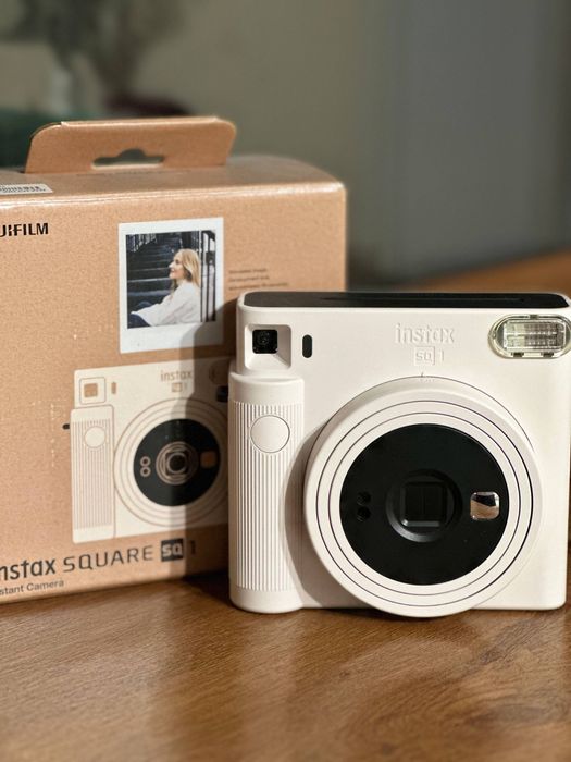 Фотоаппарат моментальной печати Fujifilm Instax Square SQ1