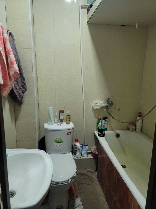 Уй сотилади 1 хонали