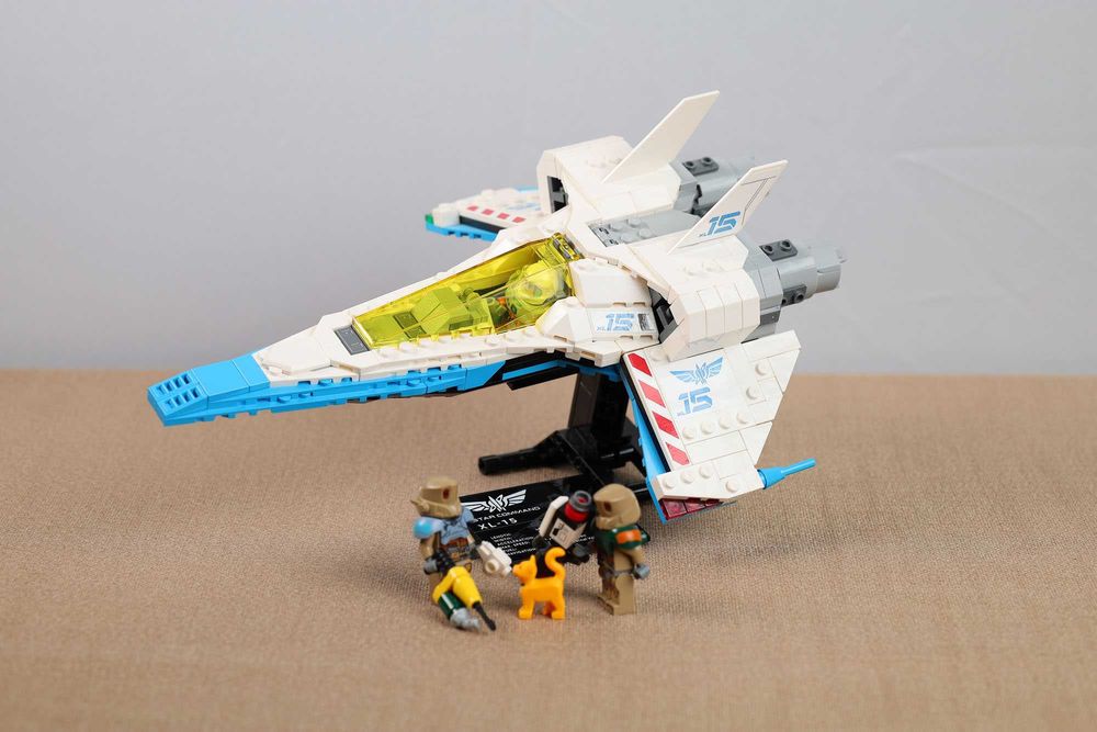 Lego Disney 43217 Casa din filmul Up si 76832 Nava Spatiala XL-15