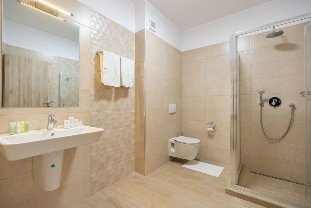 Studio Lotus Mamaia