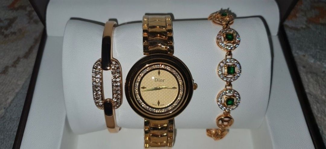 Женский часы Dior