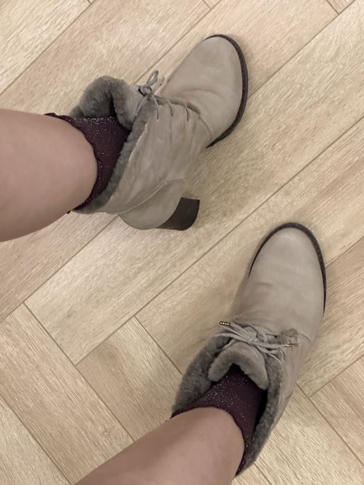 Ботинки зима 37р и осень 36размер