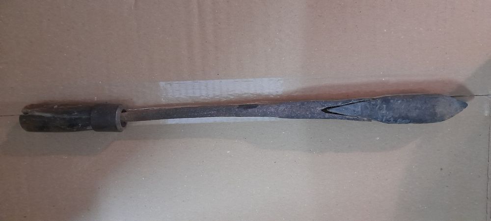 Ciocan de cupru vechi