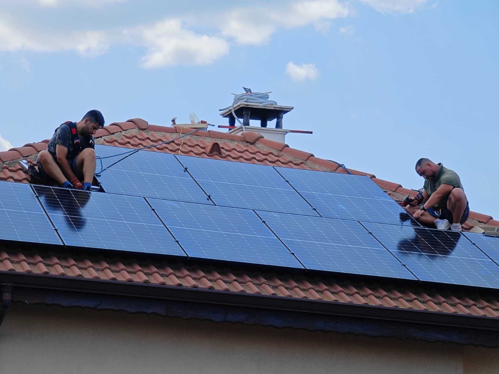 10000W Xибридна монофазна соларна система с батерия,панели,конструкция