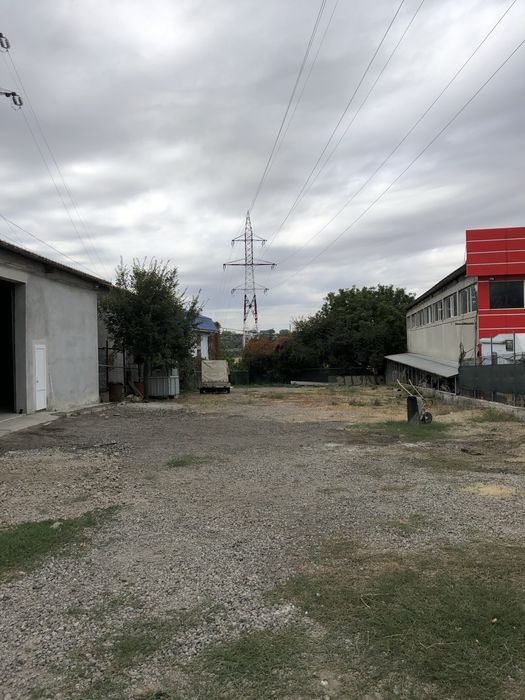 Hala de Inchiriat/ de vanzare