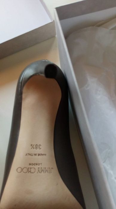 Елегантни обувки Jimmy Choo, номер 38,5 с ток 9 см