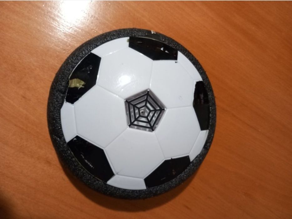 Забавни играчки за момче! Запазени, без забележки.