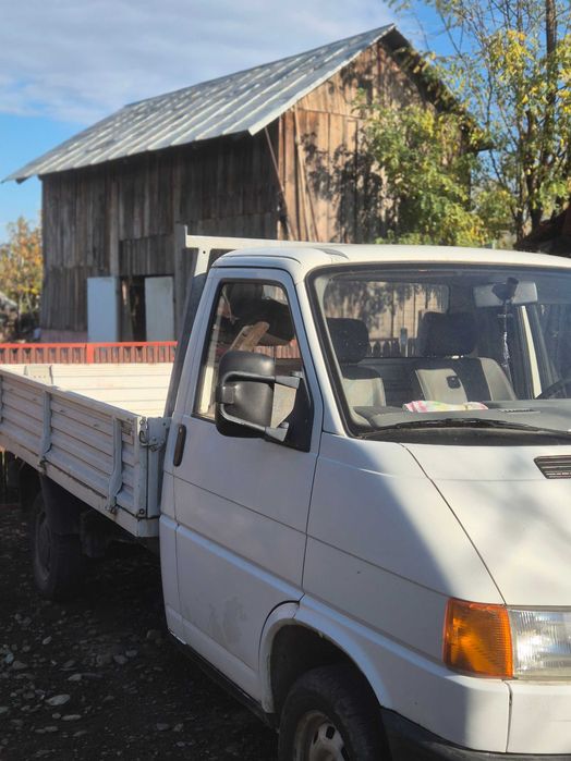 Autoutilitara Volkswagen Transporter stare f.buna