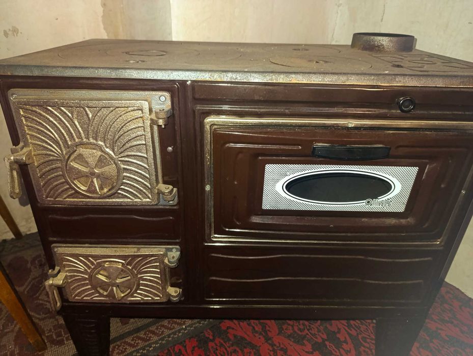 Печката е в отлично състояние