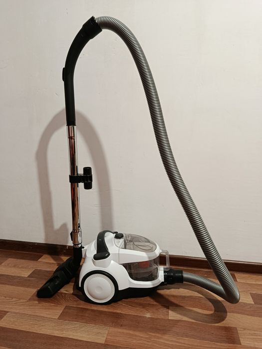 Пылесос BEKO белый