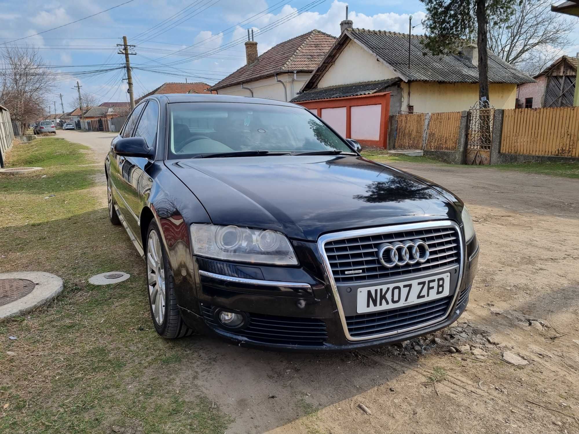 Salut vând Audi A8 recent venită mașina are acte valabile