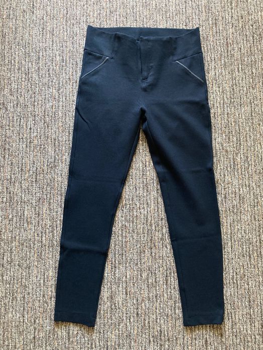 Pantaloni elastici fara buzunare Stradivarius, marimea M
