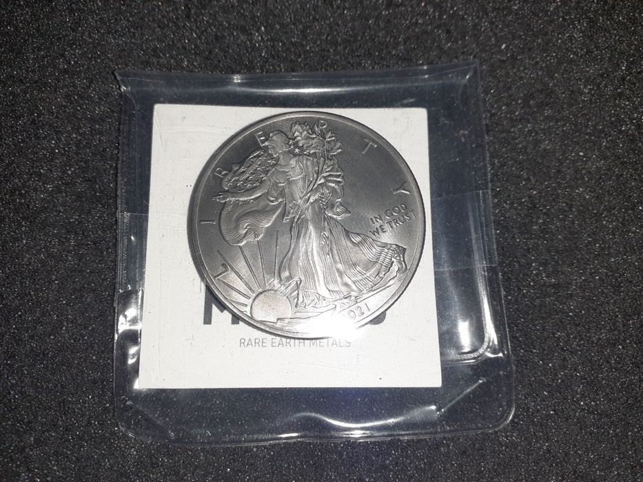 Moneda din titan 999 de 1 oz ATE (American Titanium Eagle), 2021