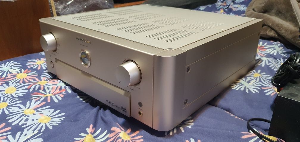 Marantz PS 17 si Pioneer sx 750